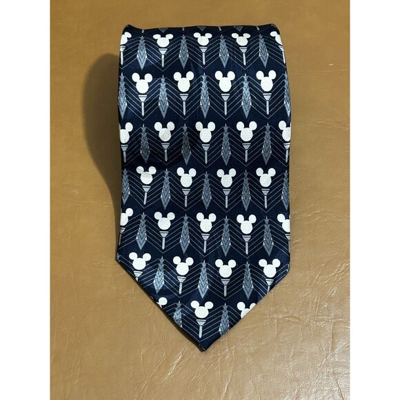 The Disney Store Golf Necktie Unisex Blue White Mickey Mouse 100% Silk Classic‎ - Picture 1 of 8